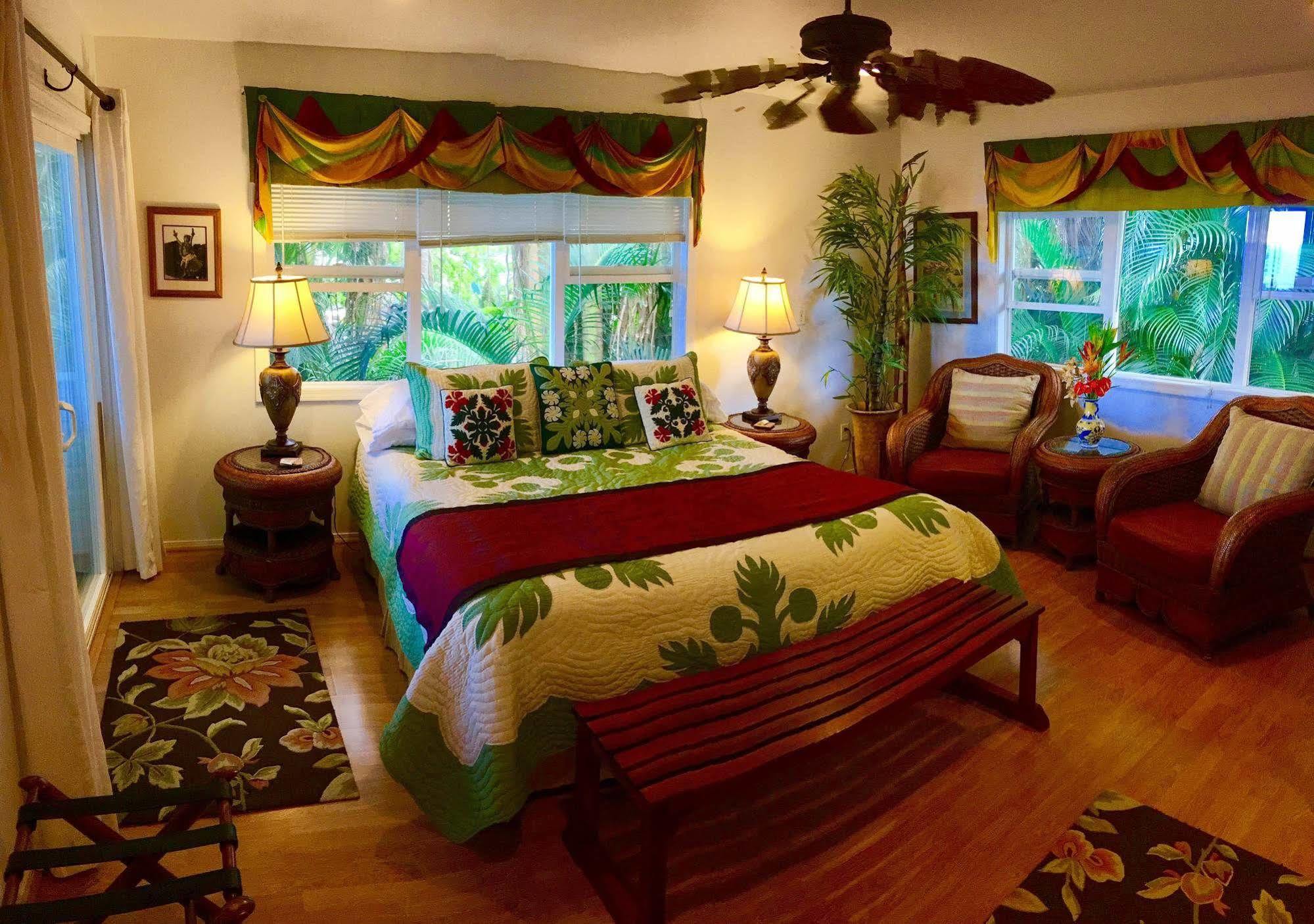 The Bay House Bed And Breakfast Hilo Buitenkant foto